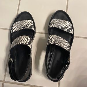 Vince Sandals